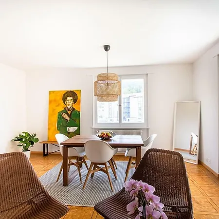 Big 2br Family Flat With Balcony & Parking Close To Ehl/chuv/nrc Apartamento Epalinges